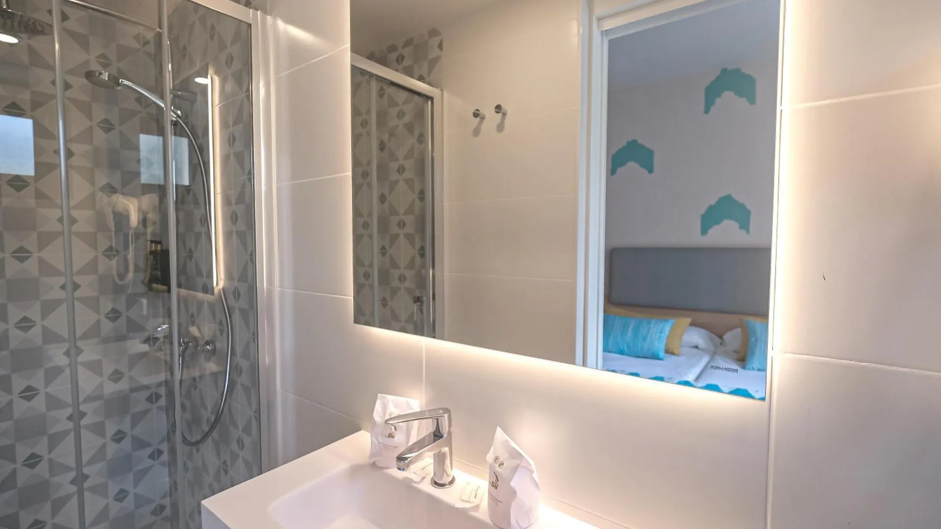 Cupido Boutique Hotel Peguera 3*,