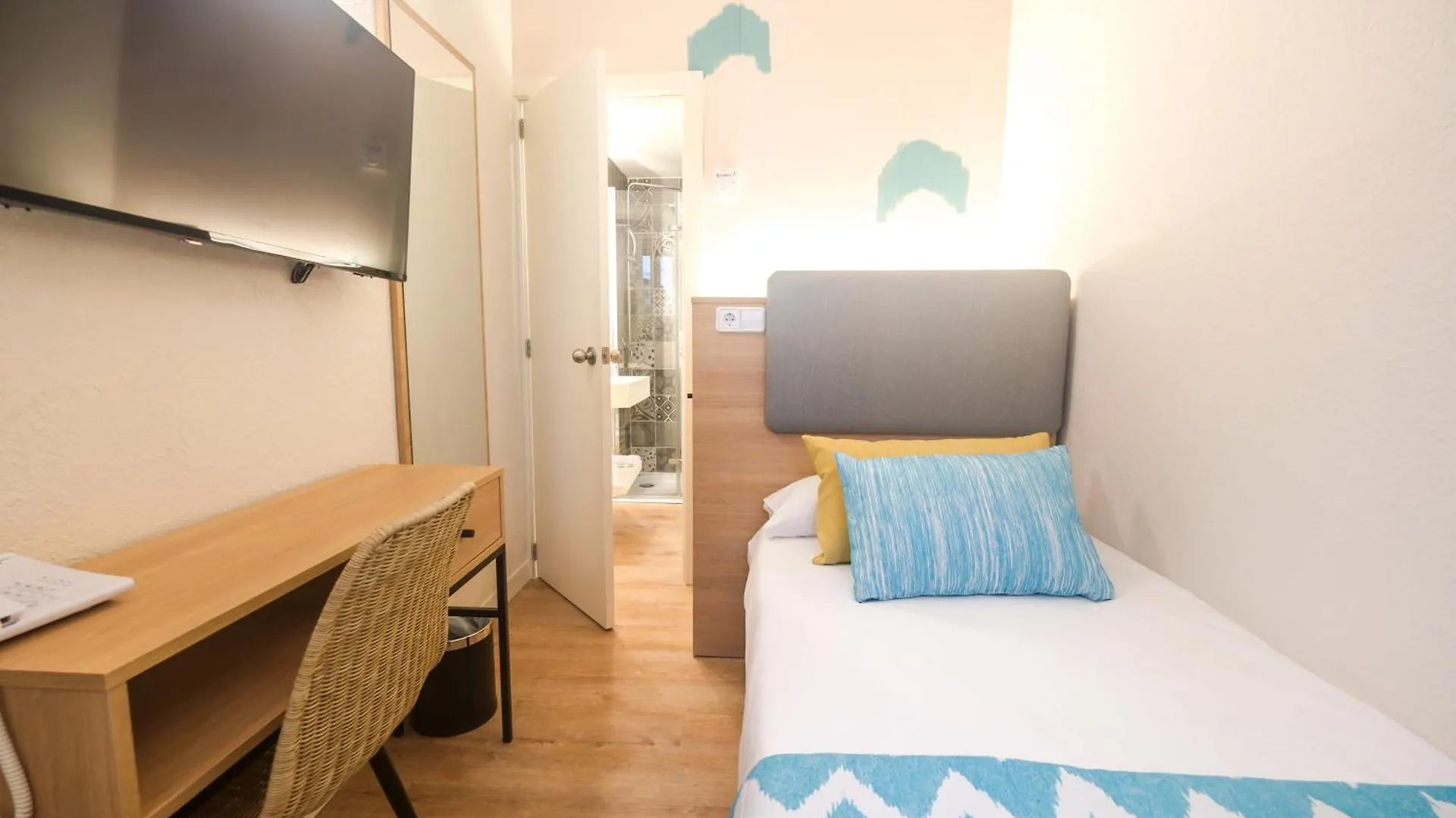 Cupido Boutique Hotel Peguera 3*,